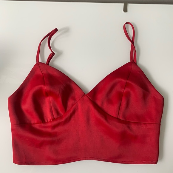 Crop top - Picture 1 of 3